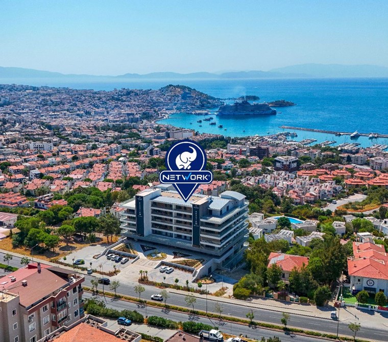 LUXURY RESIDENCE WITH PANORAMIC VIEWS IN KUŞADASI MARINA AREA