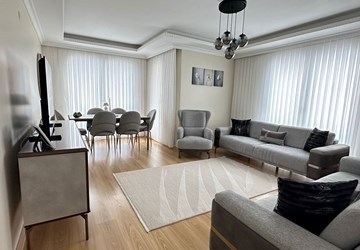 Bağcılar Güneşli Mahallesi Site İçinde Satılık 2+1 Daire