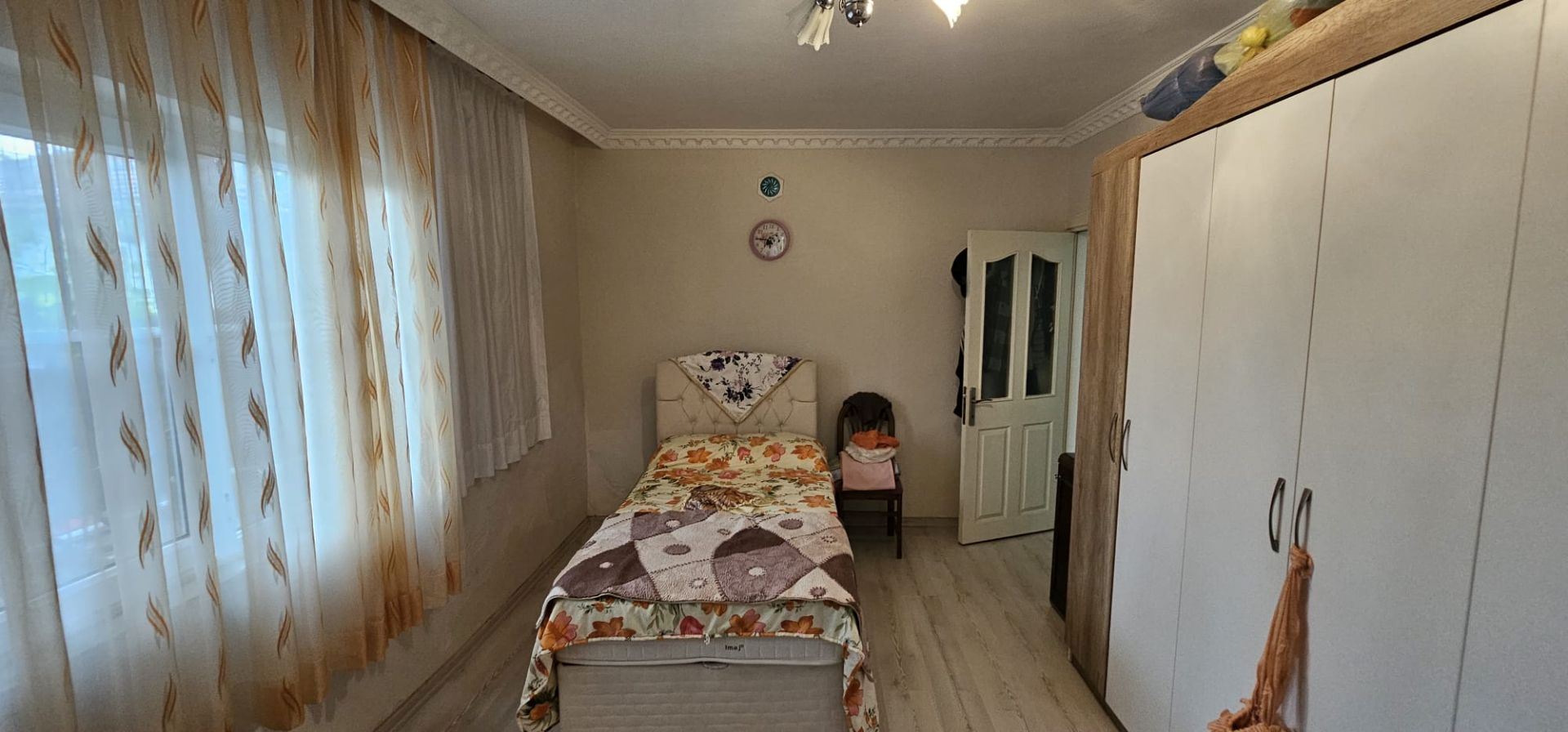 Property-photo