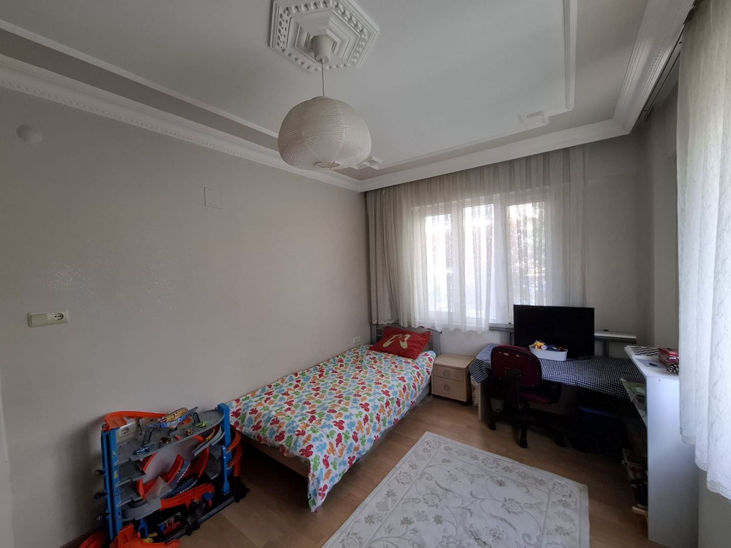 Property-photo