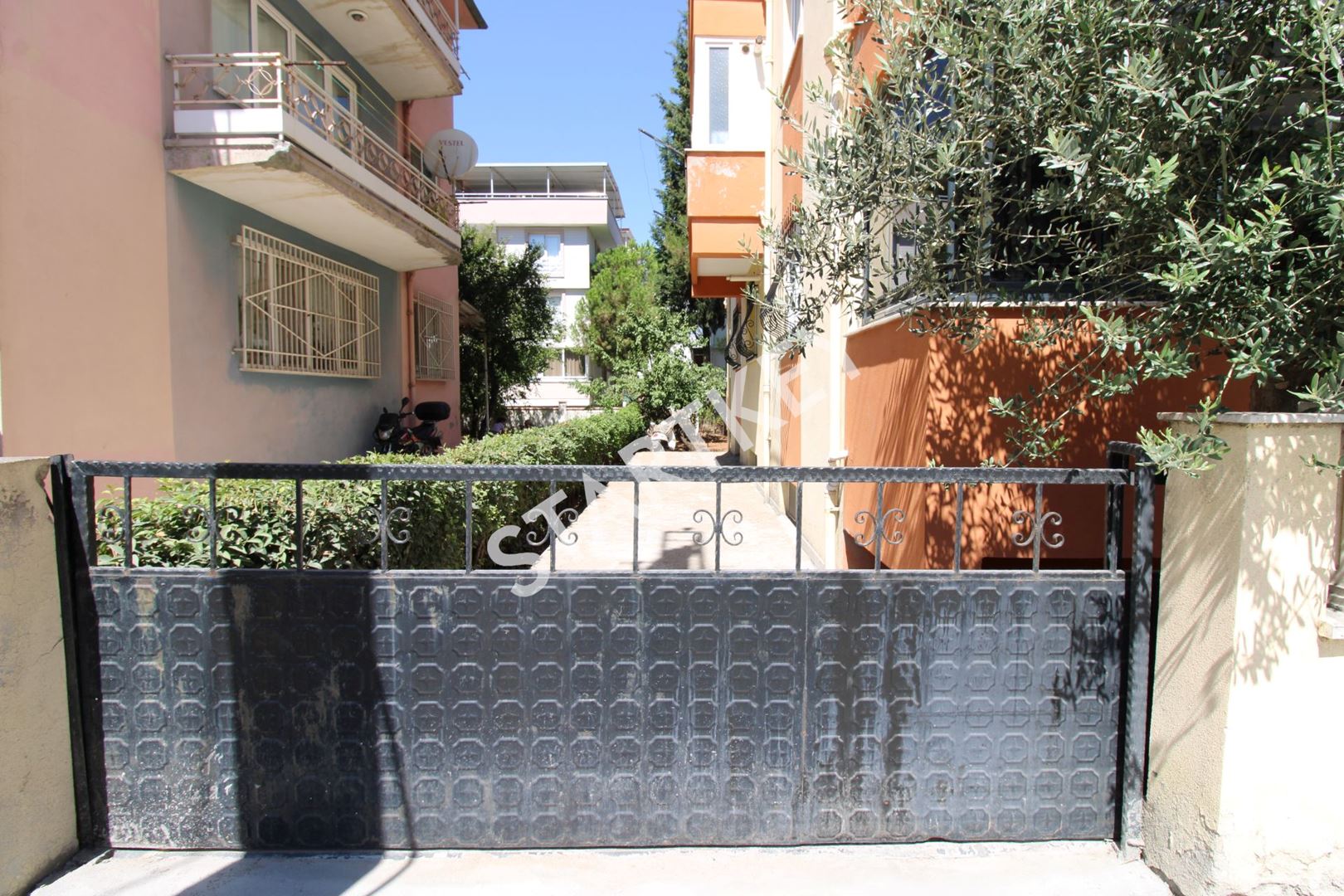 Property-photo