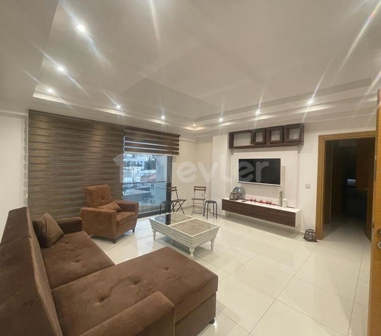KIBRIS GIRNE MERKEZDE SKYSEA TOWER'DA 2+1 DAIRE