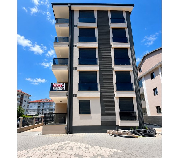 POYRAZ'DAN YENİKÖY'DE 1+1 1.KAT 70M2 KİRALIK DAİRE
