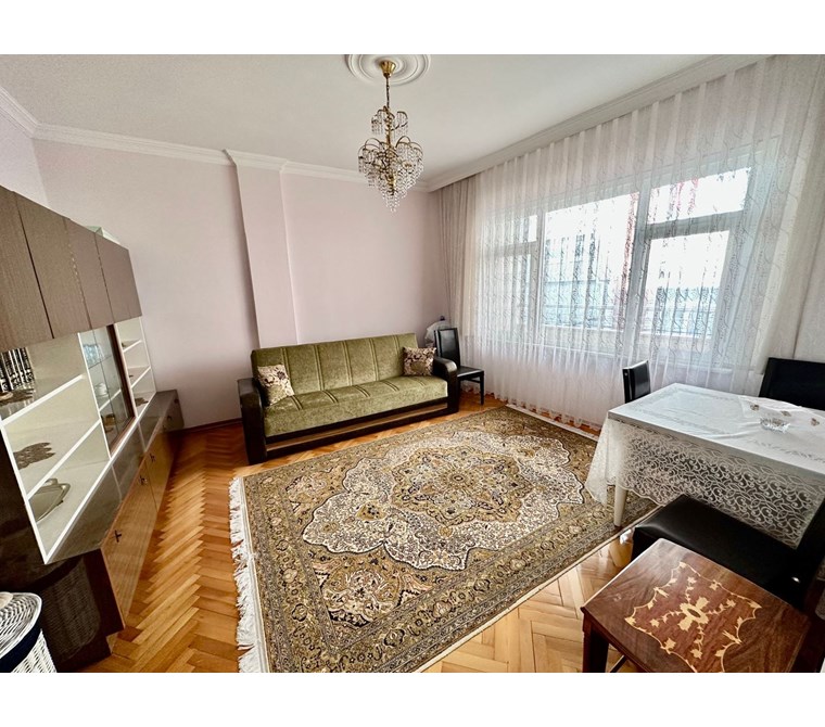Gaziosmanpaşa Meydana Yakın 3+1 Öğrenciye Uygun Kiralık Eşyalı Daire