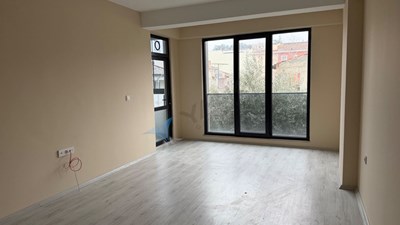 TEKİRDAĞ, DEĞİRMENALTI 1+1, 2.KAT CAM BALKONLU KİRALIK DAİRE