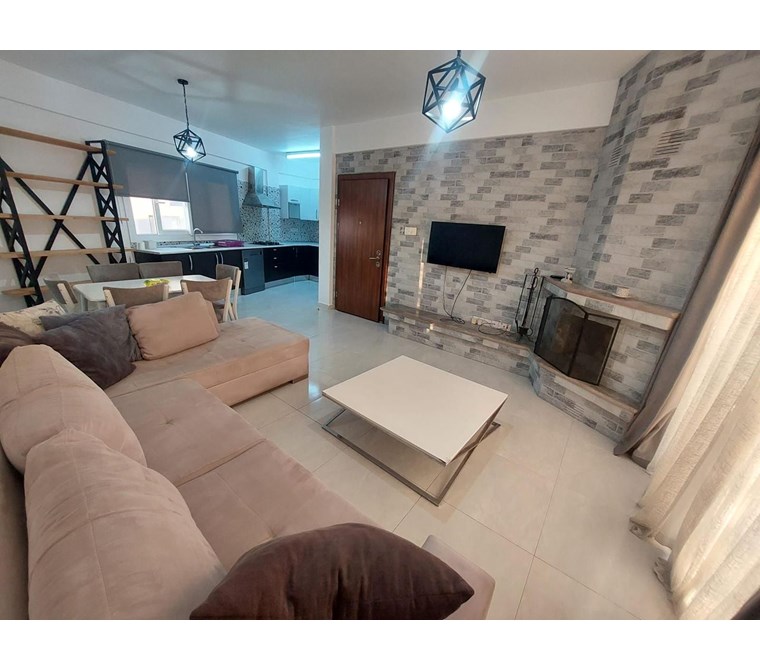 YENİKENT BÖLGESİNDE SADECE BAYANLARA KİRALIK 3.CÜ KAT FULL EŞYALI 2+1 DAİRE AYLIK KİRASI £550 DEN