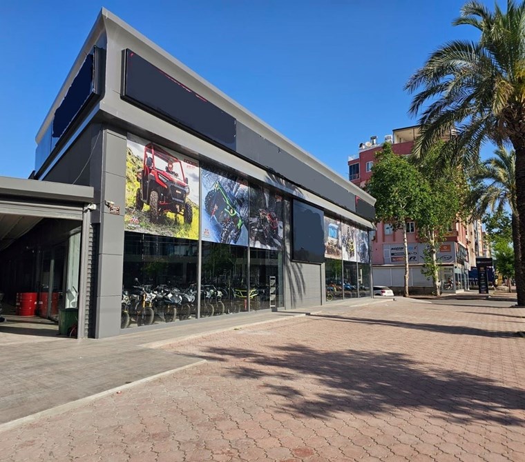 KIZILIRMAK CADDESİ ÜZERİNDE 3,000M2 KİRALIK İŞYERİ (PLAZA)