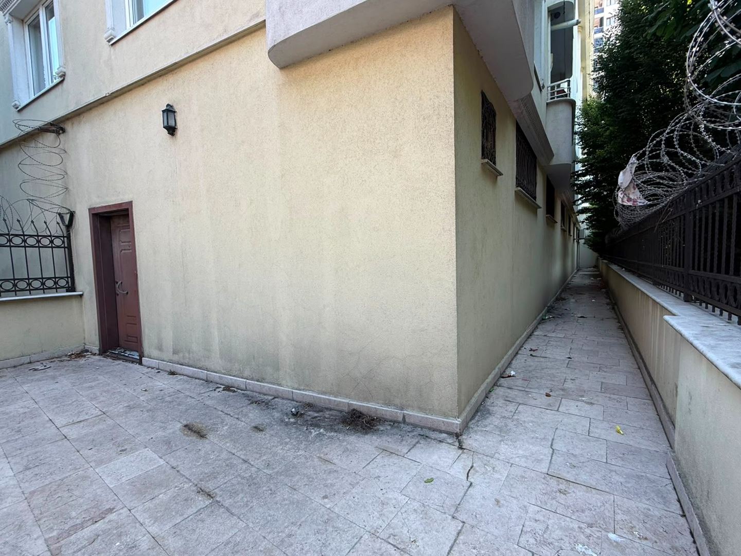 Property-photo
