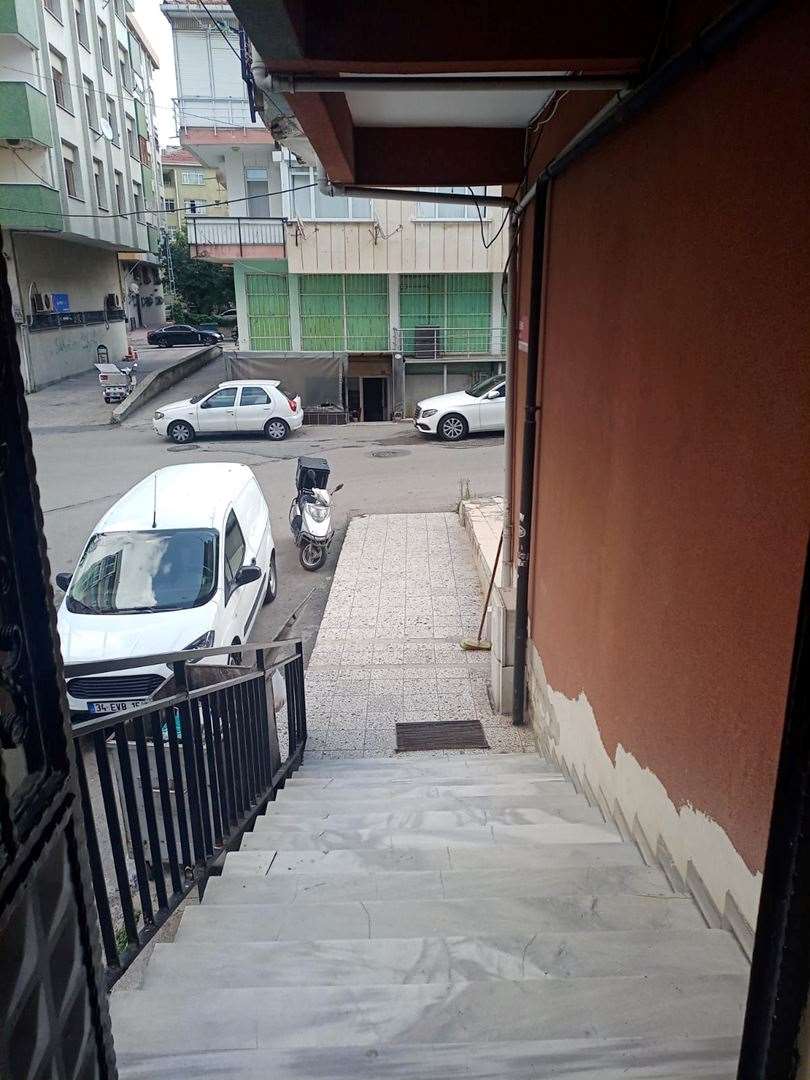 ALTAYÇEŞME MAHALLESİNDE NET 100 M2 SATILIK 3+1