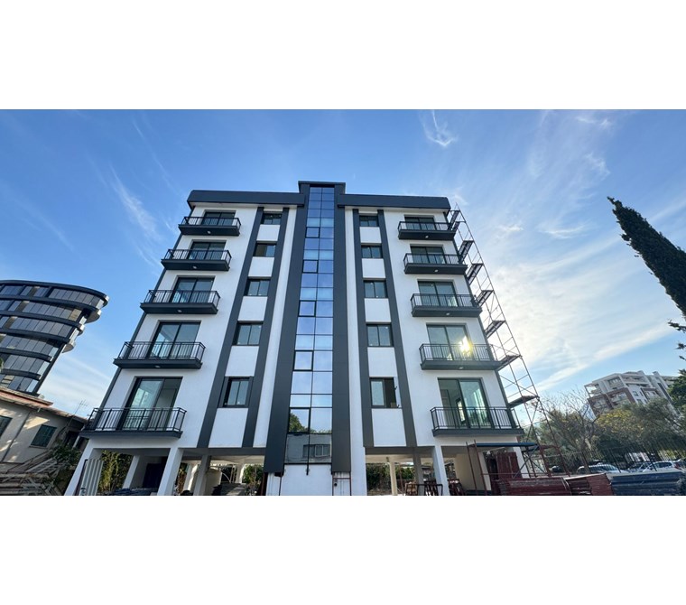 GİRNE MERKEZ DE 3+1 SATILIK DAİRELER