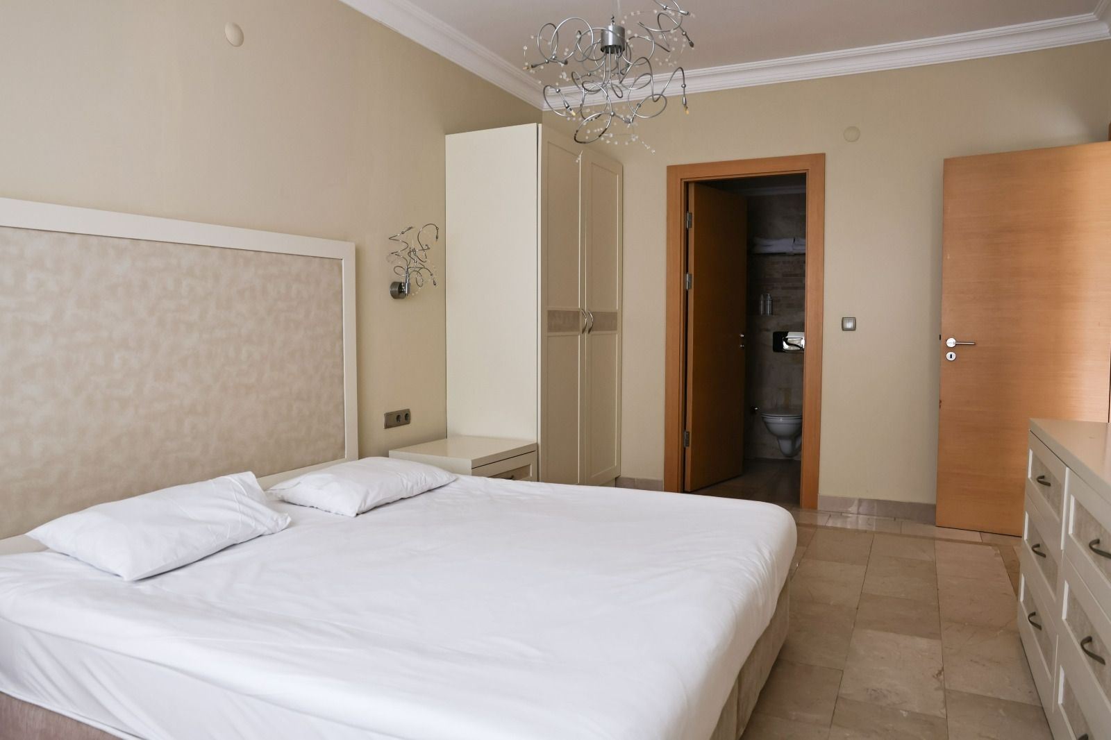 ALANYA KARGICAKTA DENİZ VE DOĞA MANZARALI MUHTEŞEM KOMPLEKS 2+1 DAİRE