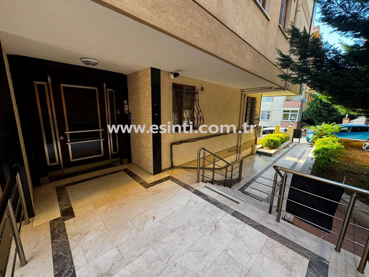 Property-photo