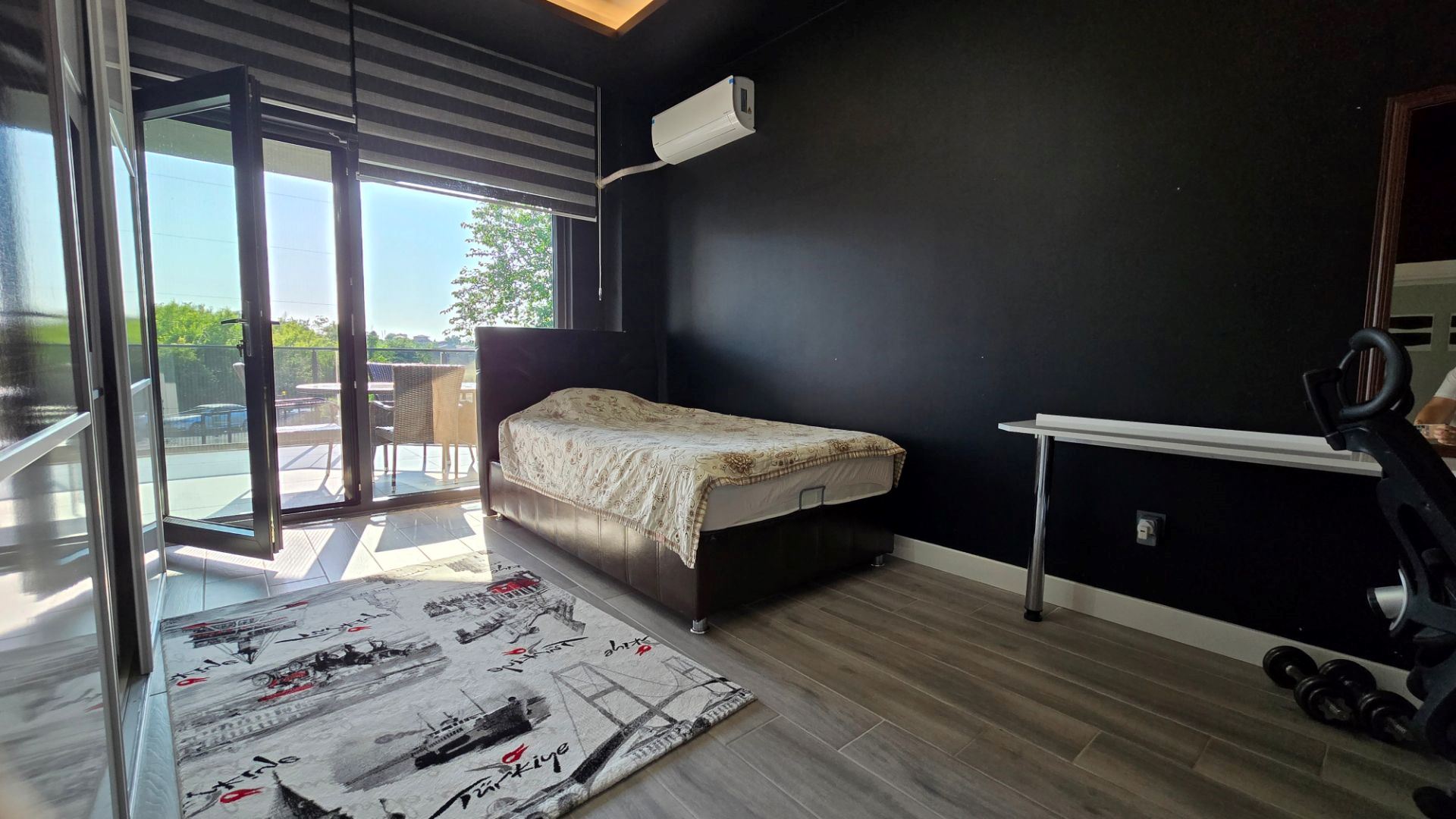 Property-photo