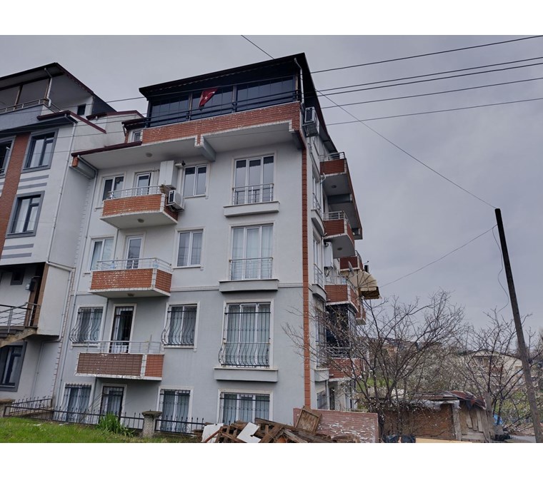 Derince Fatih Sultan'da Masrafsız 2+1 Satılık Çatı Dubleks