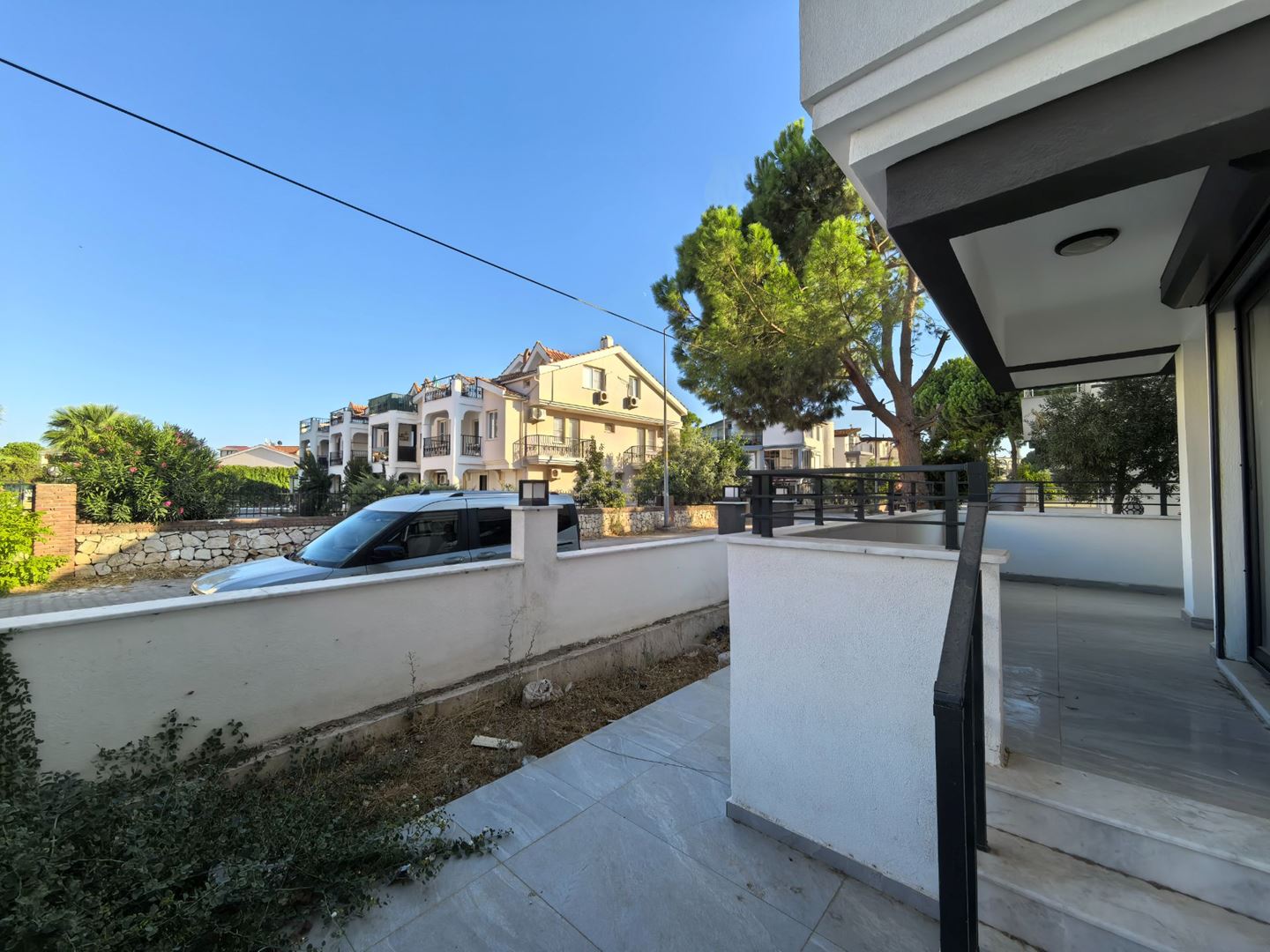 Property-photo