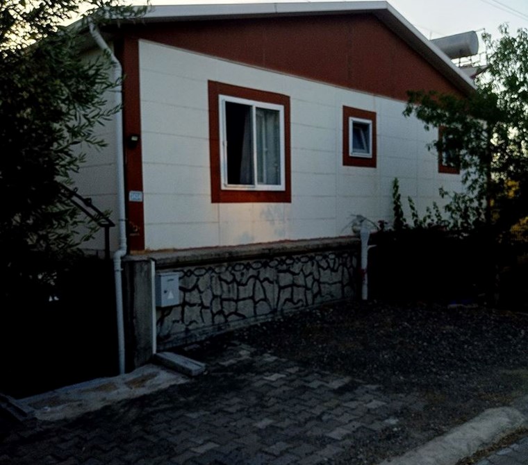 köyceğiz zeytinalanında satılık göl manzaralı müstakil 3+1 ev