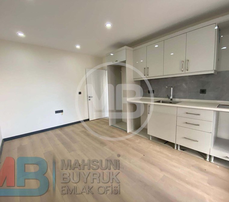 Aydın/Didim de satılık 1+1 bahçe katı daire