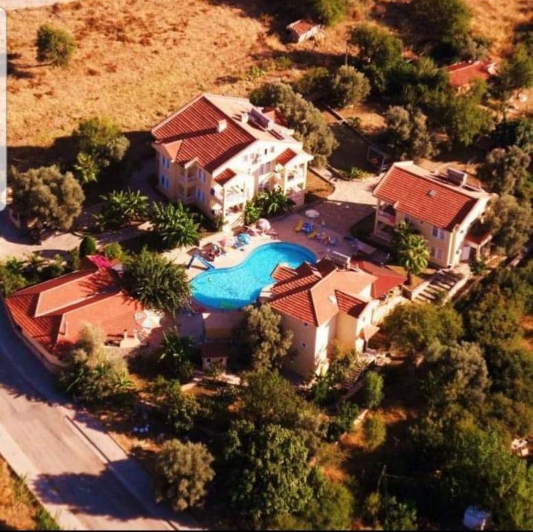 Property-photo