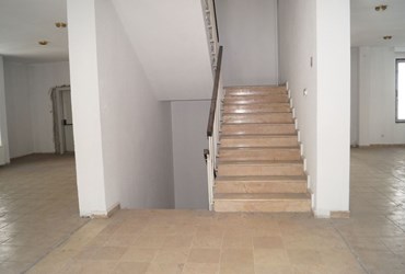 KAYIŞDAĞ AKYAZI CD.ÜZERİNDE DUDULLU CD.YAKIN KOMPLE KİRALIK BİNA