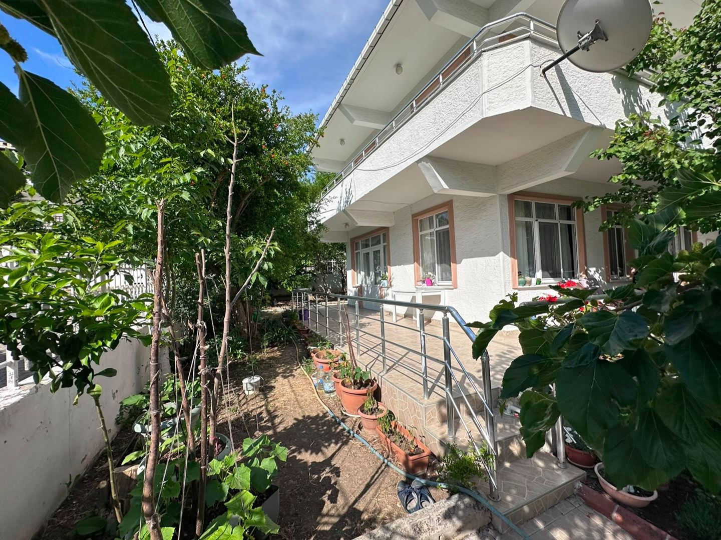 Property-photo