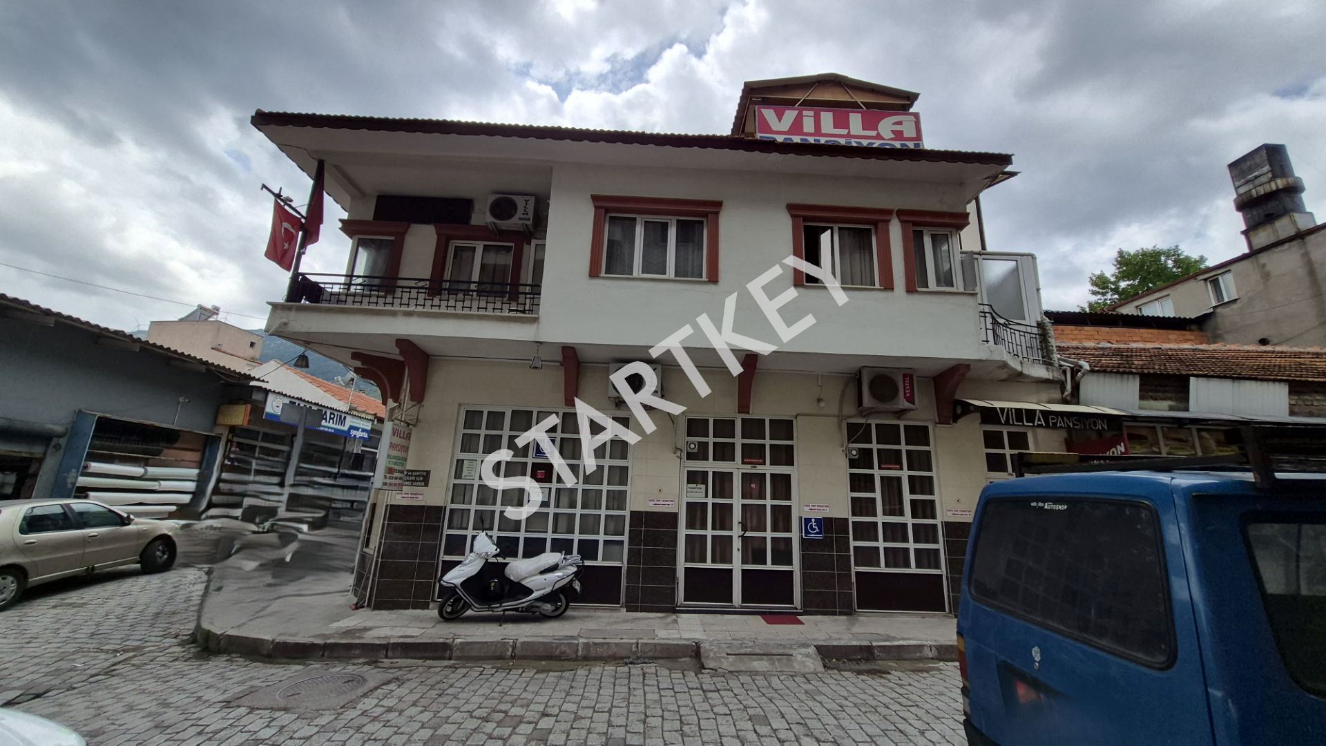 Property-photo