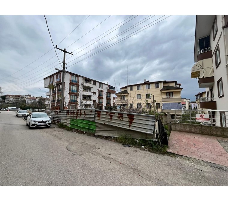 DERİNCE YAVUZ SULTAN MAH. KONUT İMARLI 420 m² SATILIK ARSA