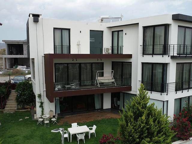  GÖNYELİ BARAJ BÖLGESİ SATILIK BÜYÜK BAHÇELİ 5+1 DUPLEX VİLLA £480.000