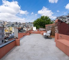 Unique Bosphorus View Rental Apartment in Gümüşsuyu with Furniture