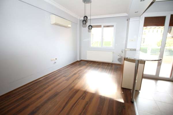 site içerisinde yeşilyurt ikçü yakını 3+1