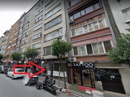 ERGENEKON CADDESİ ÜZERİNDE KİRALIK DÜKKAN (MADENLİ APT) TP788