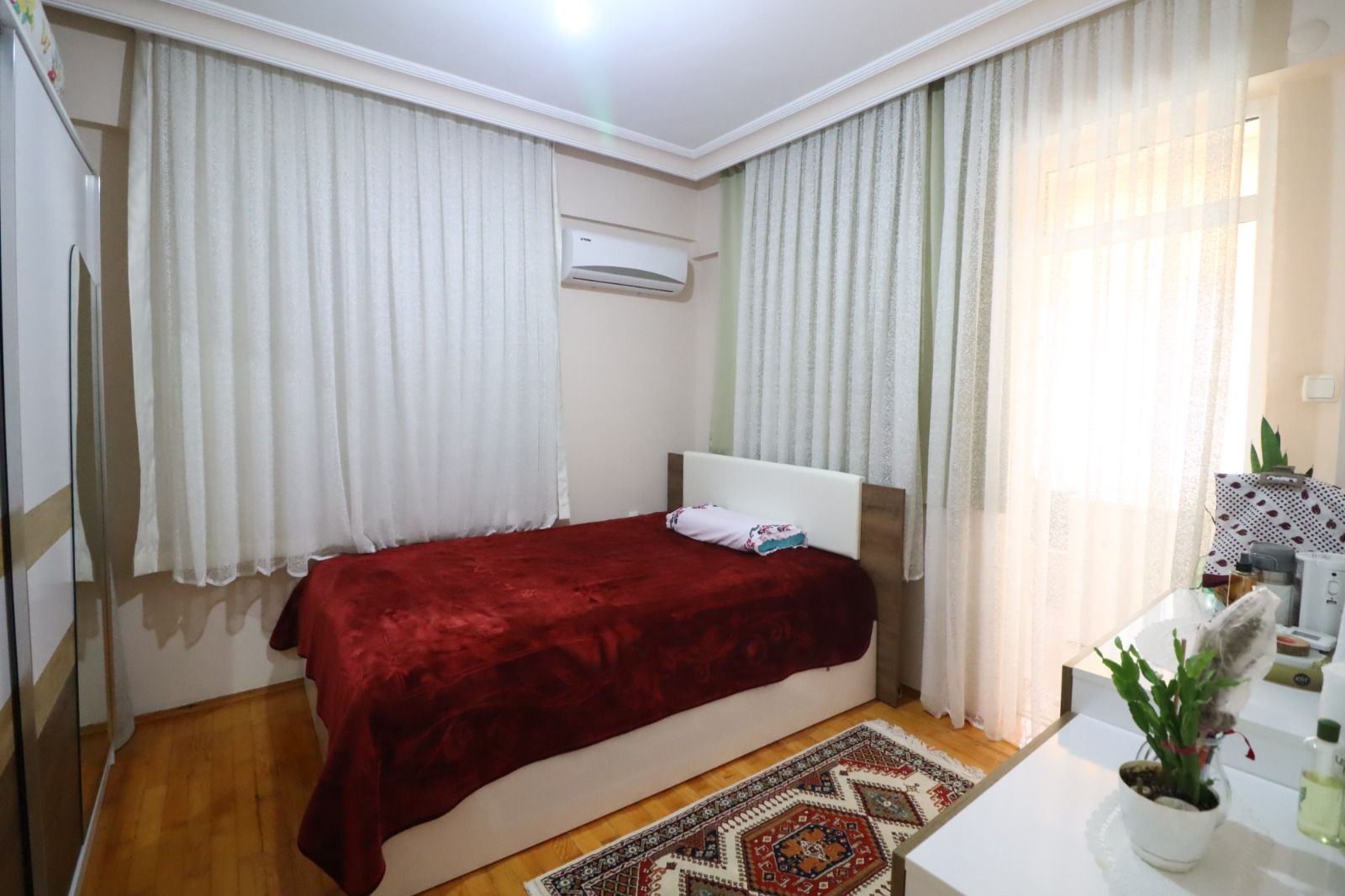 Property-photo