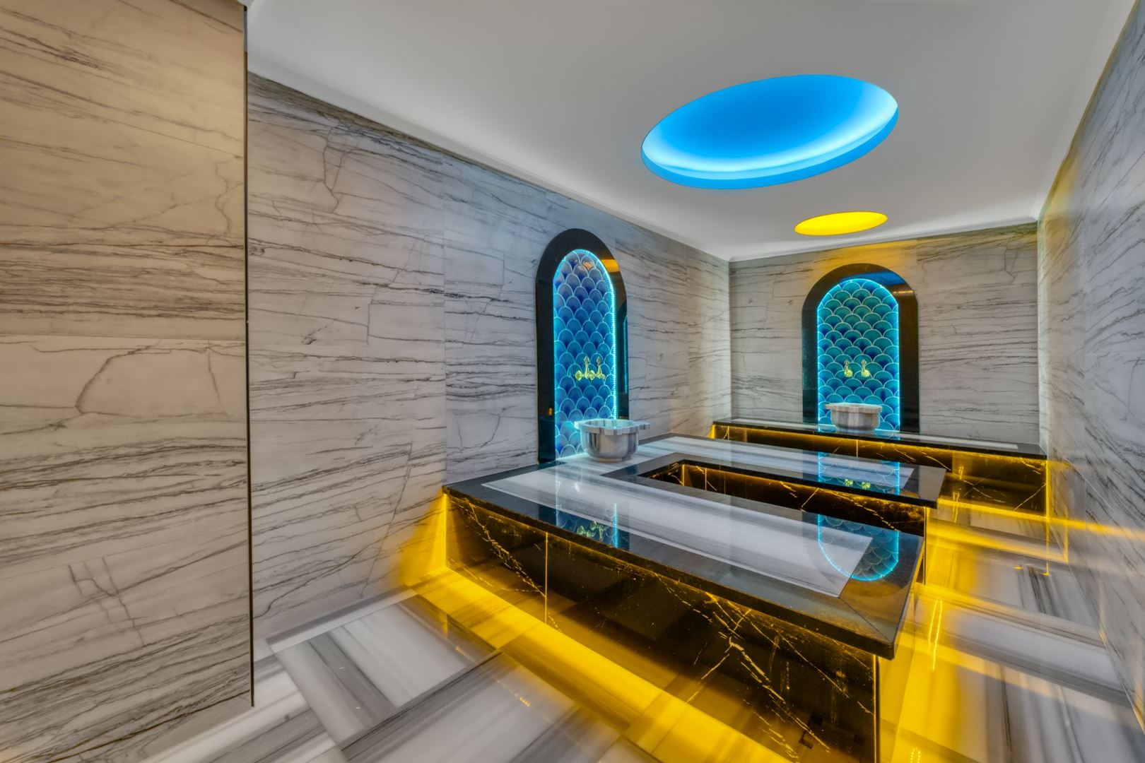 ALANYA GÜLLERPINARI’NDA MERKEZİ KONUMDA ULTRA LÜKS EŞYALI 2+1 SATILIK DAİRE · 29 · Fotoğraflar