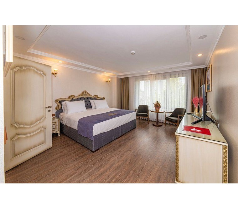 İstanbul'un merkezinde Satılık otel 78 ODA