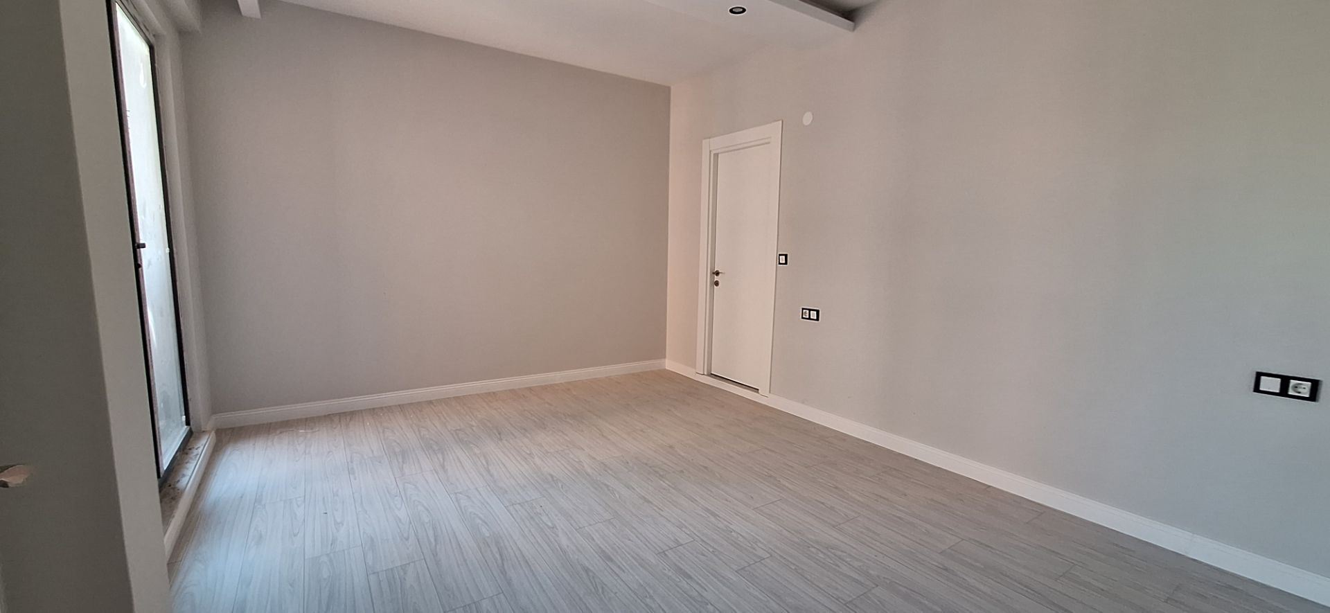 ÇANAKKALE KARACAÖREN’DE CADDE ÜZERİ | GENİŞ 3+1 | EBEVEYN BANYOLU KİRALIK DAİRE — Çanakkale gayrimenkul ilan görseli 19 / 21…