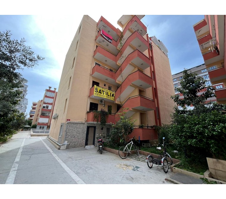 MAHMUTLARDA AKDENİZ AVM YAKININDA GENİŞ 2+1 SATILIK DAİRE