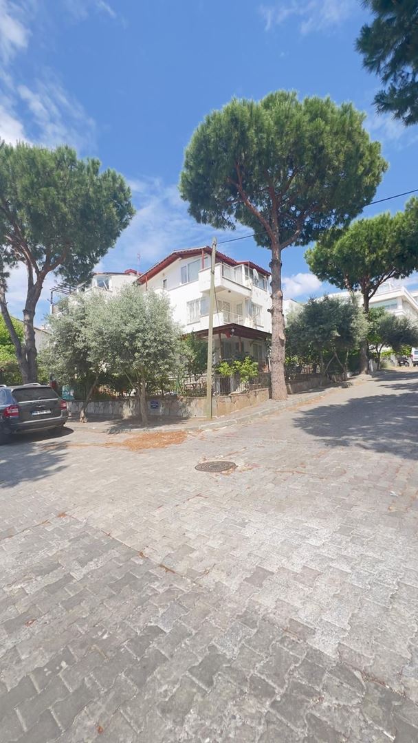 Property-photo