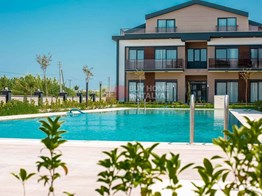 Furnished Apartments for Investment in a Luxury Complex with Rental Guarantee in Antalya Belek
