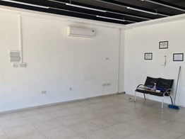 LEFKOŞADA KİRALIK 80M2'DEN PASTAHANELİK DÜKKAN AYLIK £450
