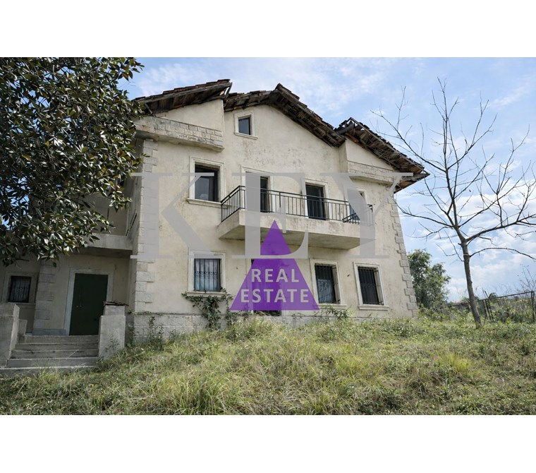MyKey'den Tarabya'da SATILIK 3 Villa'dan Oluşan Yaşam Yerleşkesi