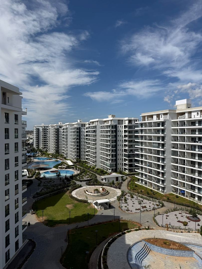 Caesar Blue İskele Boğaz'da Eşsiz Deniz ve Havuz Manzaralı 1+1 Eşyalı Sıfır Daire