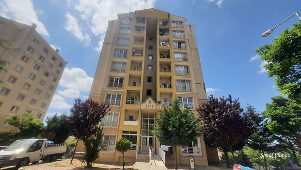 ŞENER GYD'DEN TOKİ KONUTLARINDA SATILIK ARAKAT 2+1