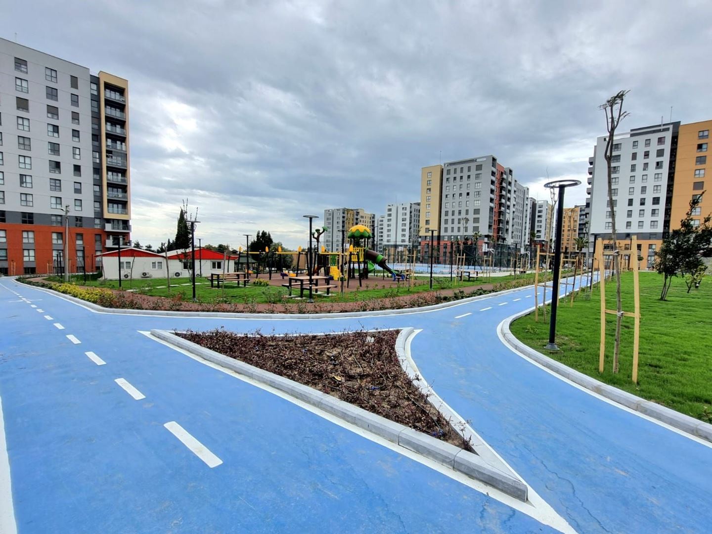 POYRAZ'DAN SURYAPI ANTALYA DA SATILIK 72m² 4.KAT DAİRE