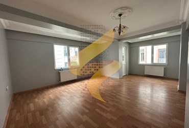 BEYLİKDÜZÜ YAKUPLU MAHALLESİ METROBÜSE YAKIN 4+2 SATILIK DAİRE
