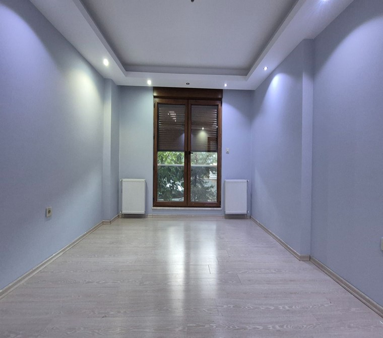 Üsküdar Ferah Mah Panjurlu Yeni 3+1 Kiralık Daire Enta Emlak