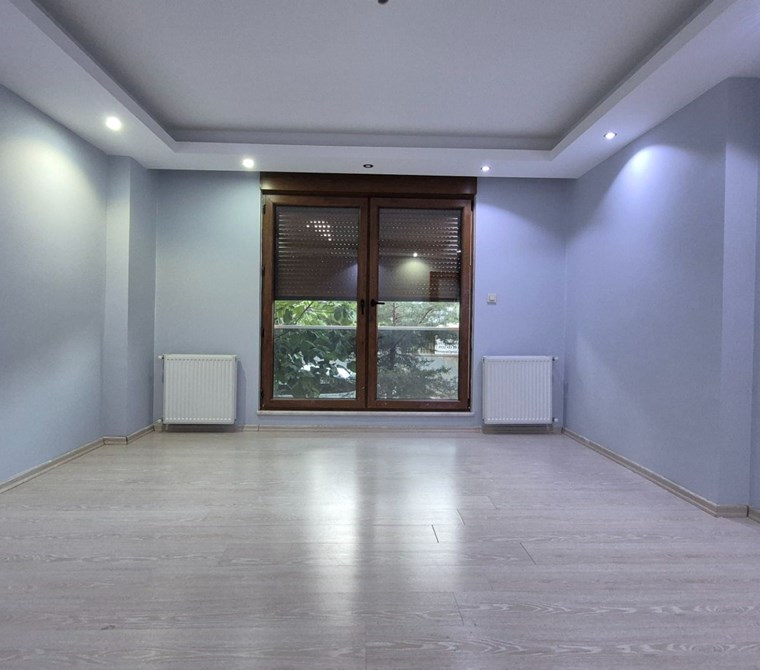 Üsküdar Ferah Mah Panjurlu Yeni 3+1 Kiralık Daire Enta Emlak