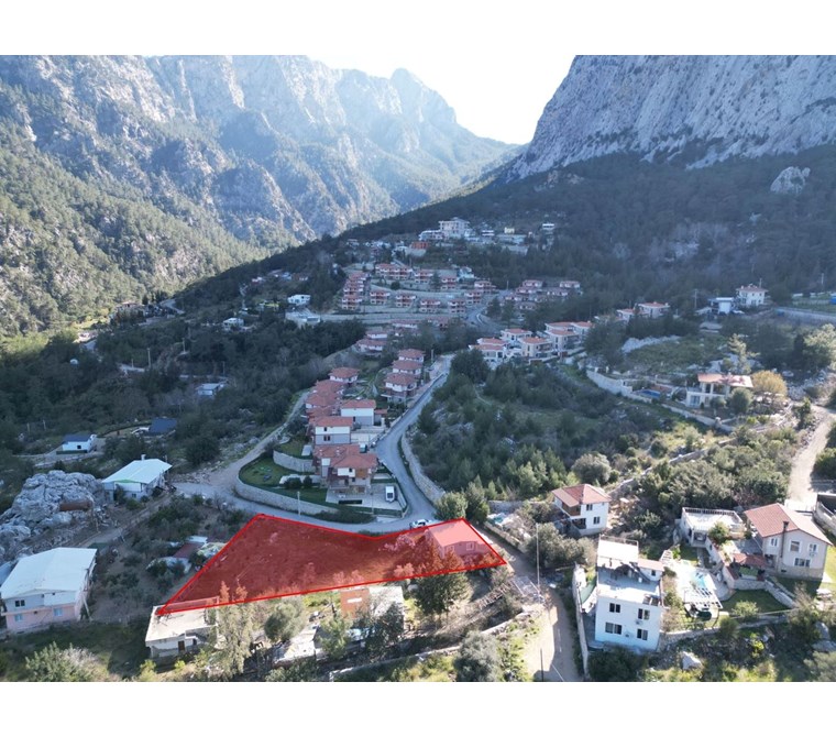 POYRAZDAN KONYAALTI HİSARÇANDIR'DA SATILIK EV VE 1314m² ARSA