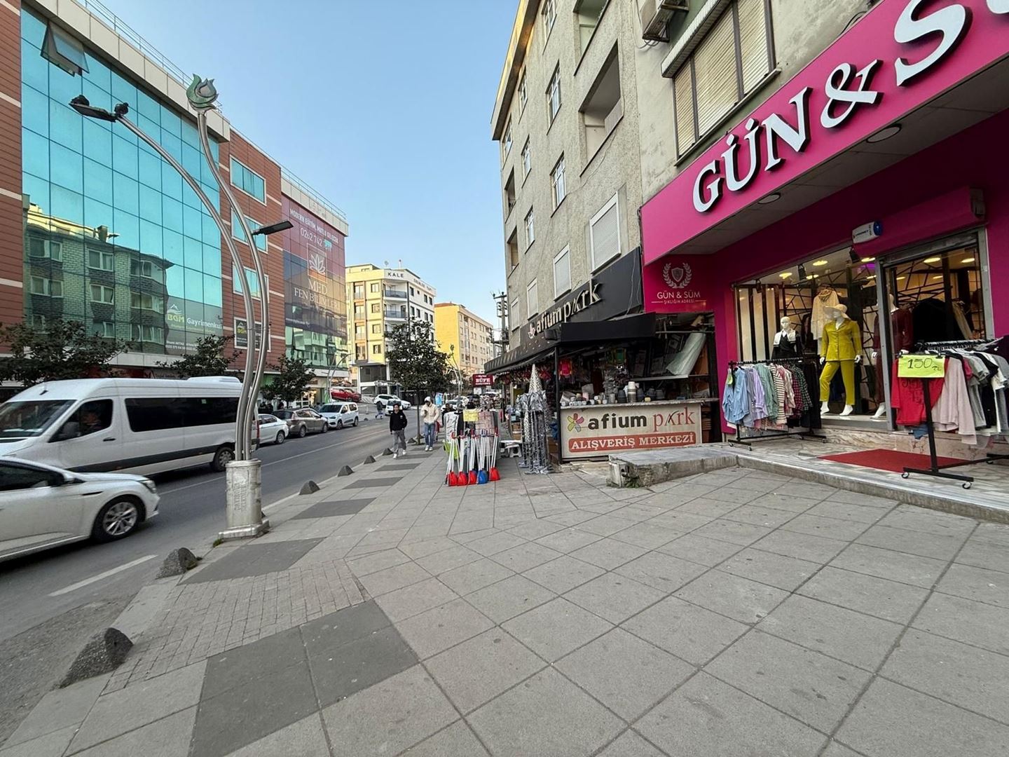 ŞENER GYD'DEN KİRALIK DÜKKAN