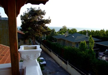 DAİRE FİYATINA MÜSTAKİL EV DENİZ KENARI 3 KAT 2 TAPU SATILIK