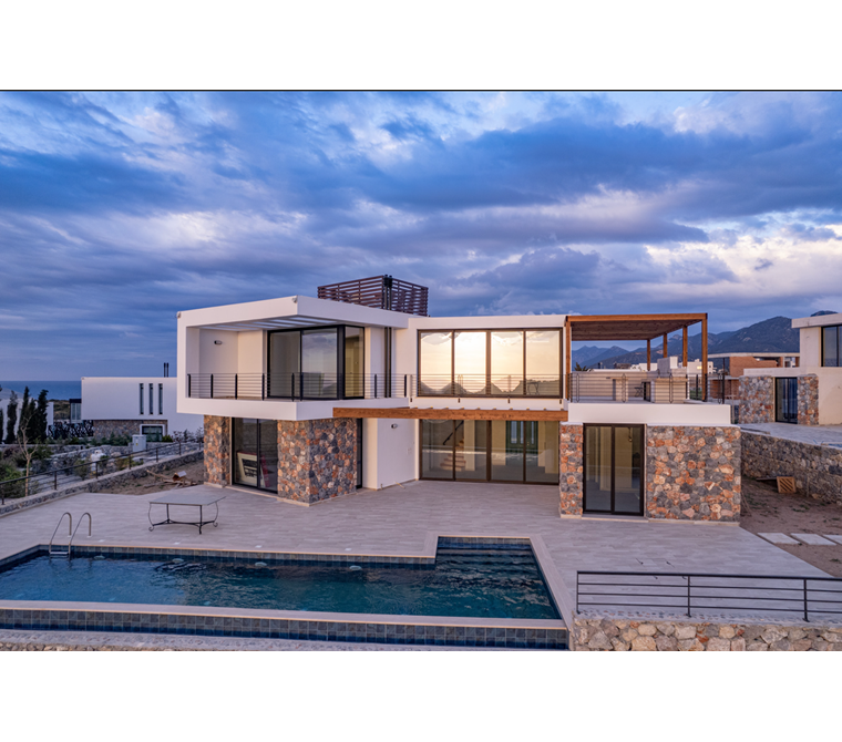 BAHÇELİ BÖLGESİNDE SATILIK LUX VİLLALAR