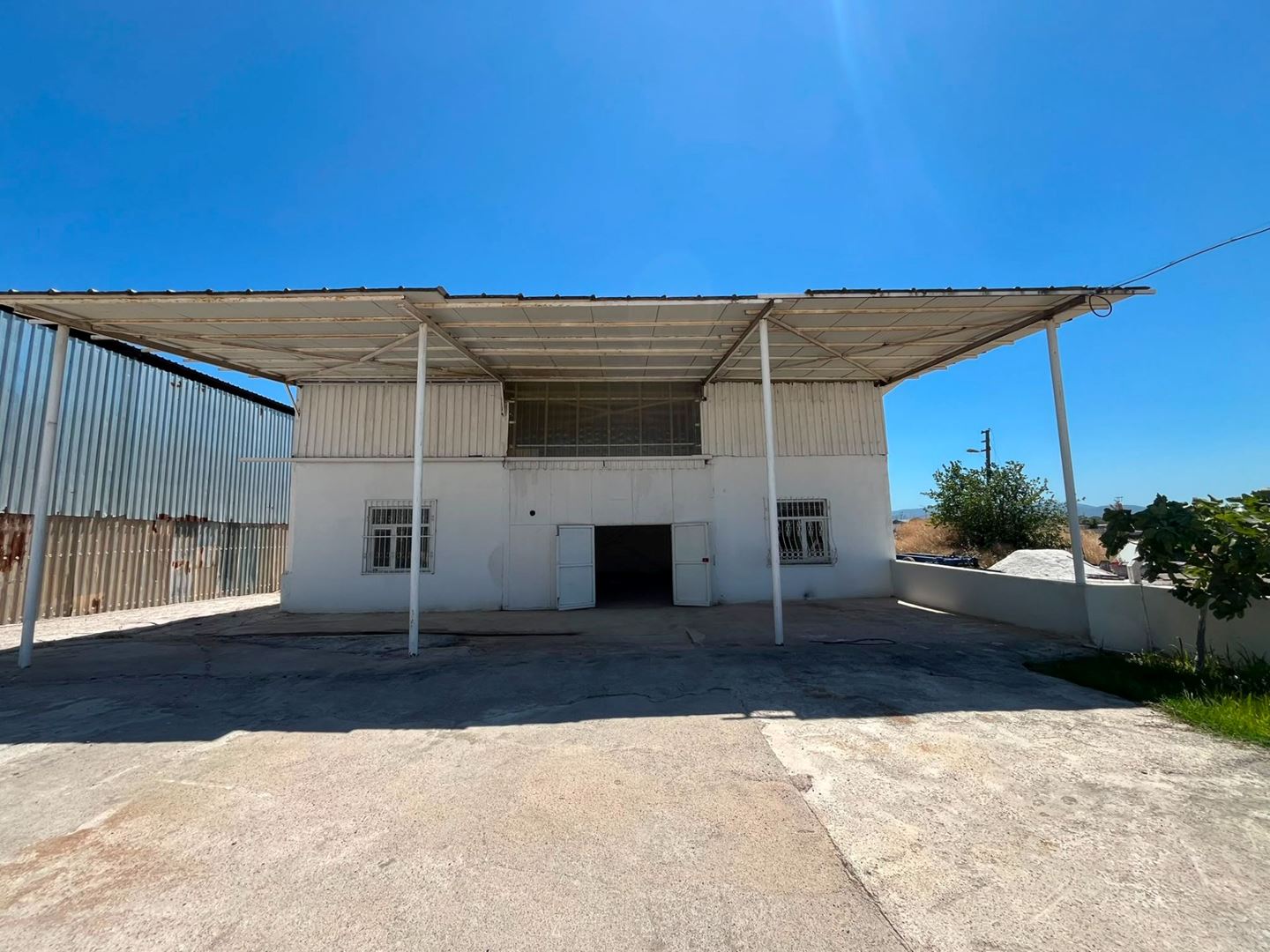 Property-photo